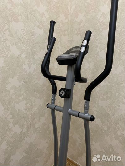 Эллиптический тренажер Torneo C-320 Festa