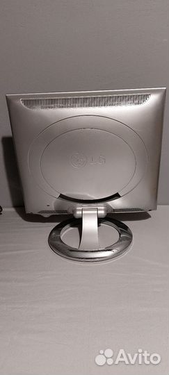Монитор LG 17 дюймов