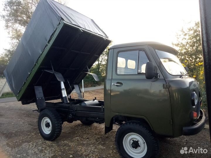 УАЗ 3303 бортовой, 1992