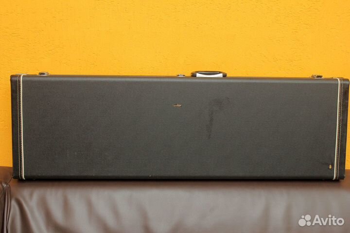 Кейс для бас гитары