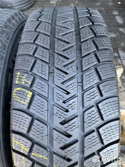 Michelin Latitude Alpin 235/65 R17