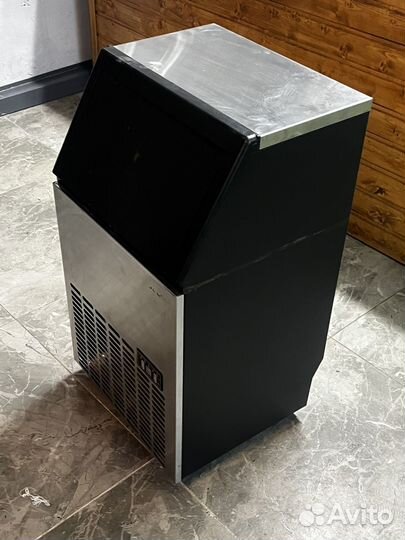 Ледогенератор cooleq IC-35