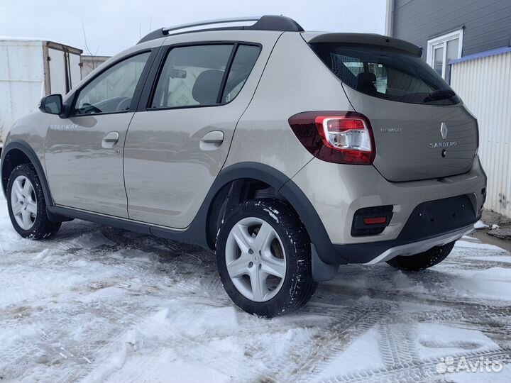 Renault Sandero Stepway 1.6 МТ, 2017, 14 900 км