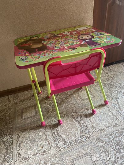 Детский стол и стул 
