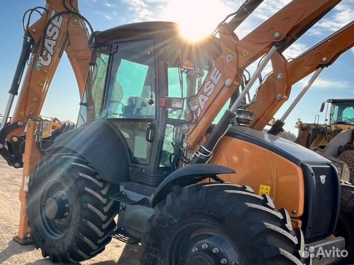 Экскаватор-погрузчик CASE 695 ST, 2023