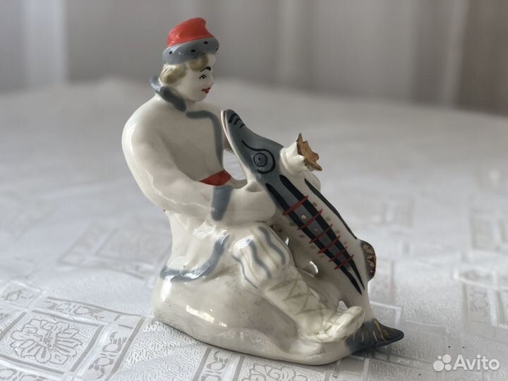 Статуэтка СССР 1960-е « По щучьему велению.»