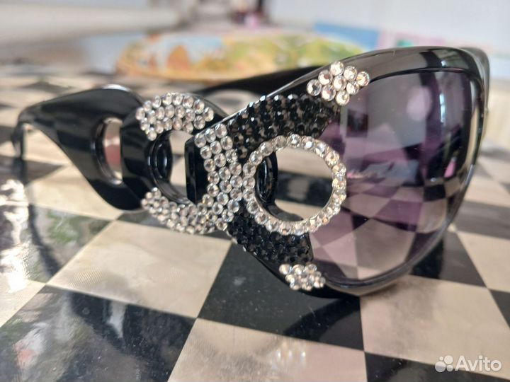 Солнцезащитные очки