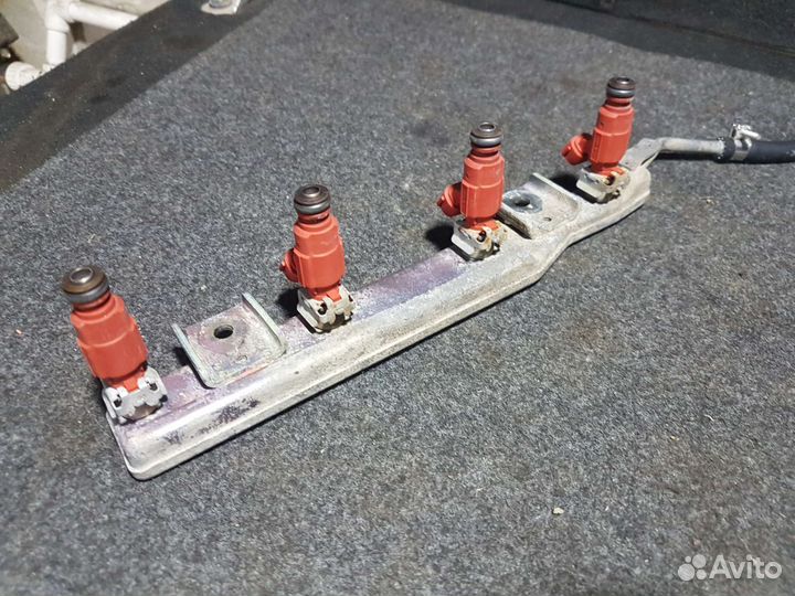 Рампа топливная nissan almera n16 1.5