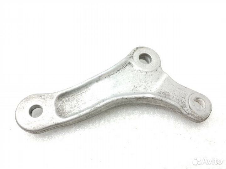 Кронштейн стабилизатора передний правый Bmw