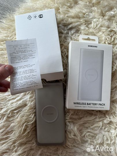 Samsung аккумулятор с беспроводной зарядкой 10000