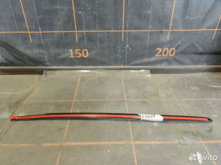 Накладка лобового стекла правая - BMW X5 F15