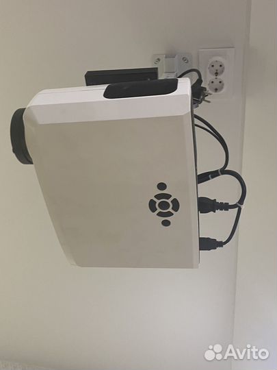 Проектор wzatco c3