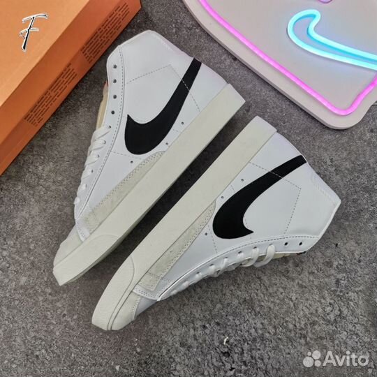 Кроссовки Nike Blazer Mid 77 White