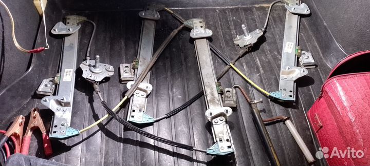 Стеклоподъёмник