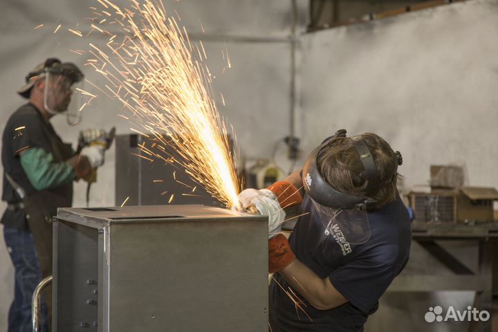 Помошник сварщика. Вахта