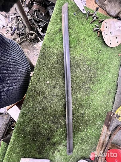 Молдинг добового стекла левый vectra b