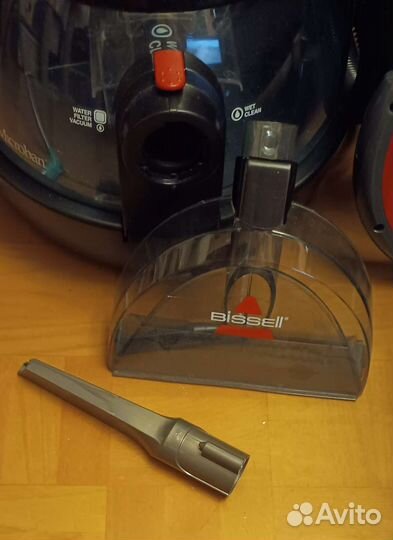 Моющий пылесос Bissell 81N7-J