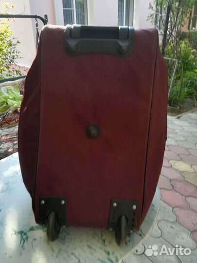 Сумка дорожная на колесах