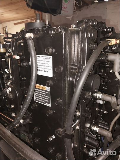 Лодочный мотор mercury90