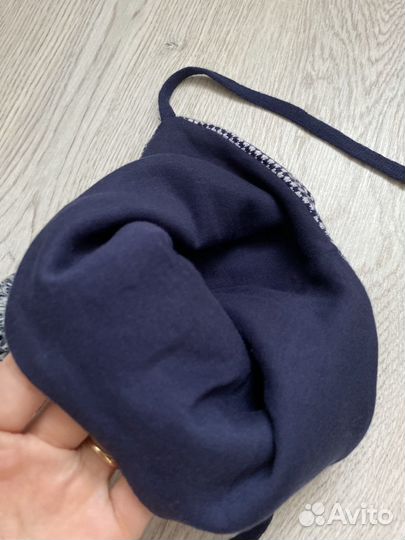 Шапки детские (в каруселе несколько)