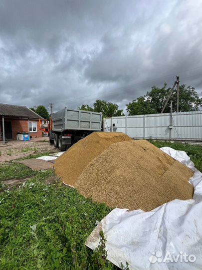 Песок Мелкий 1 куб с доставкой