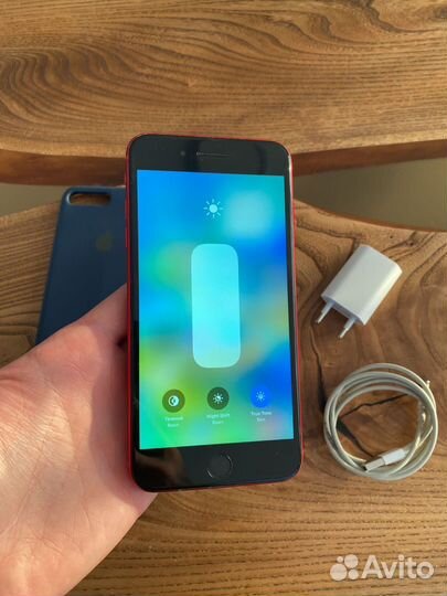 Apple iPhone 8 plus 64gb red
