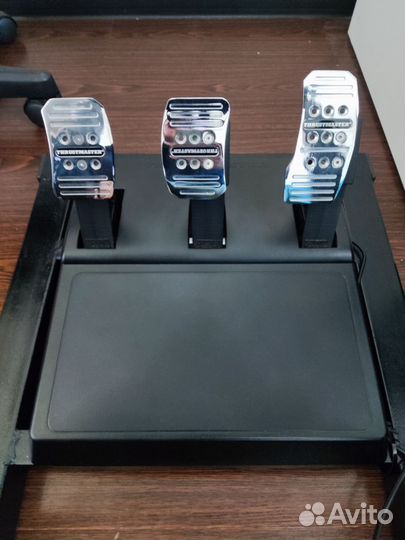 Thrustmaster t300 alcantara edition