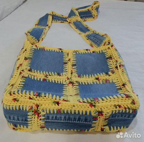 Джинсовая сумка в технике кроше