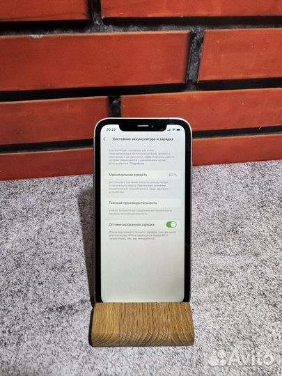 Мобильный телефон iPhone XR 128gb в корпусе 15 Pro