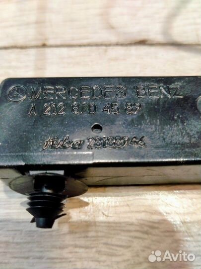 Усилитель антенны Mercedes-Benz 212.054 E 300 212