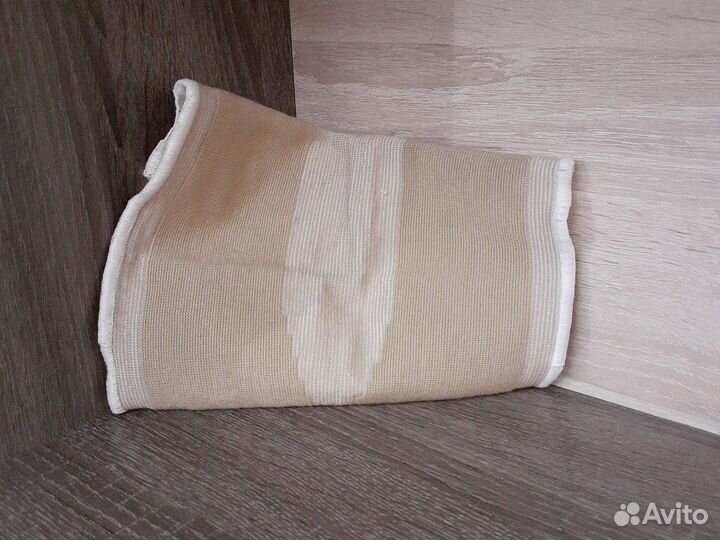 Бандаж коленного сустава Fosta