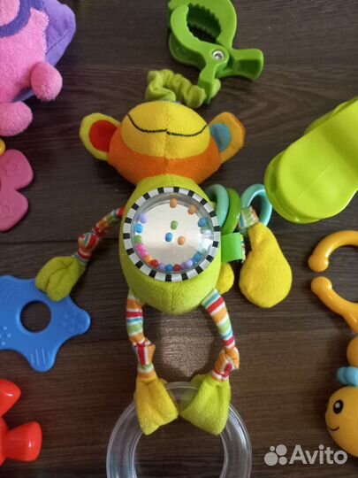 Развивающие игрушки грызунки погремушки