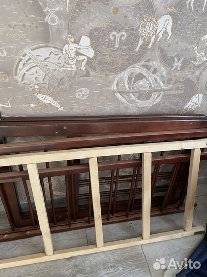 Продам детскую кроватку