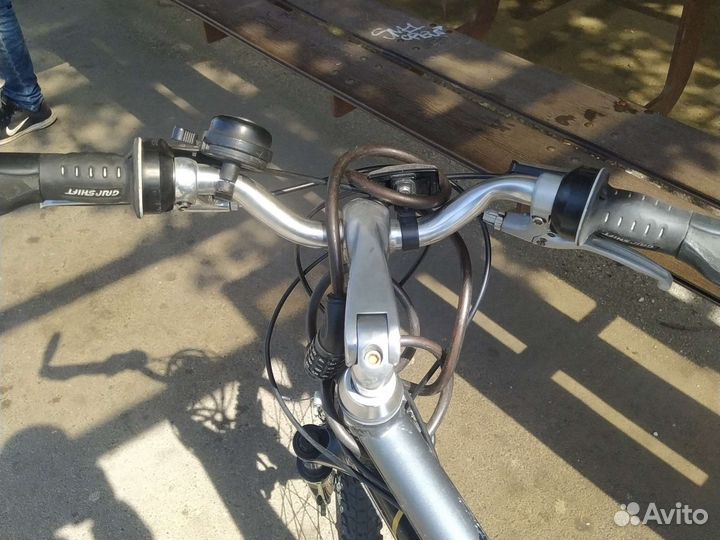 Велосипед бу Giant