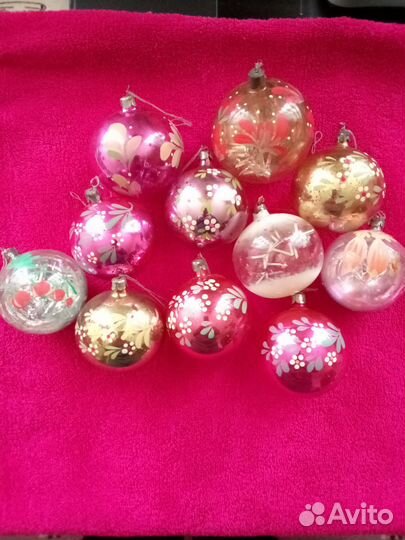 Ёлочные игрушки СССР времен шарики и шишки