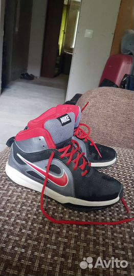 Кроссовки nike
