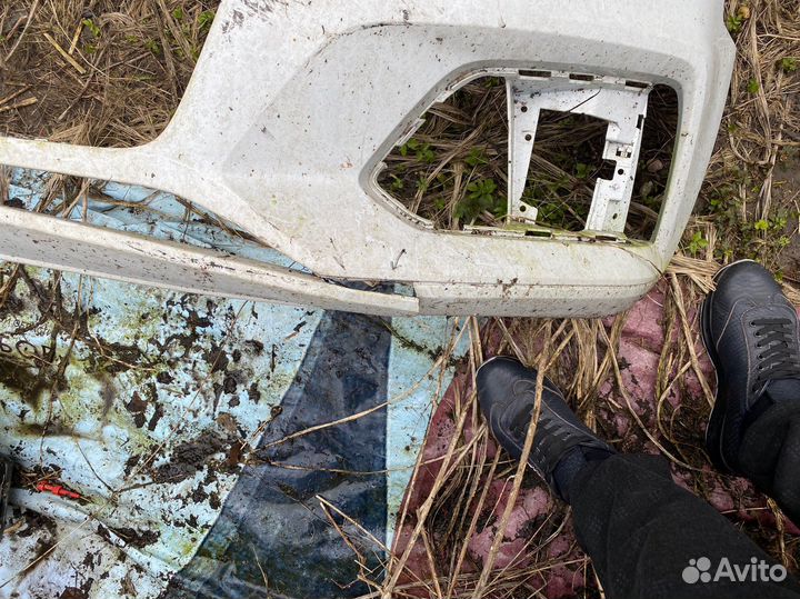 Бампер передний audi a1