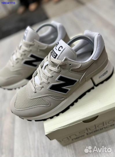 Кроссовки New Balance 1300