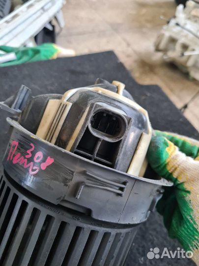 Мотор печки Peugeot 308 хэтчбек 1.6 EP6 2008