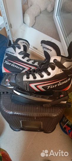 Коньки хоккейные