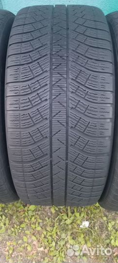 Michelin Pilot Alpin 5 SUV 275/45 R20 и 305/40 R20 112V