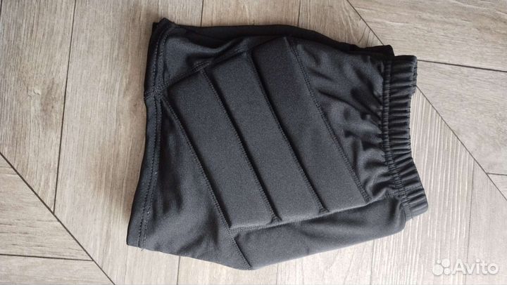 Шорты защитные для зимних видов спорта