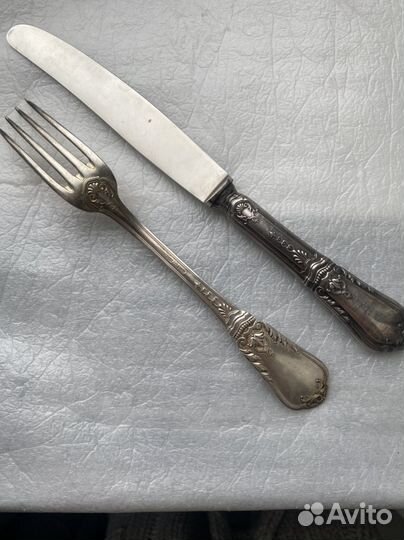 Столовые приборы серебро