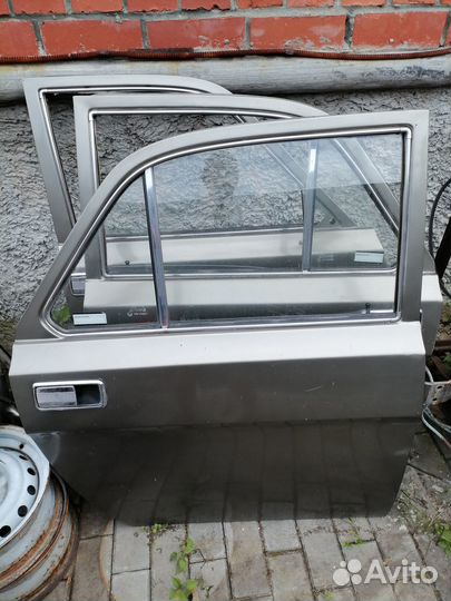 Двери на Волгу