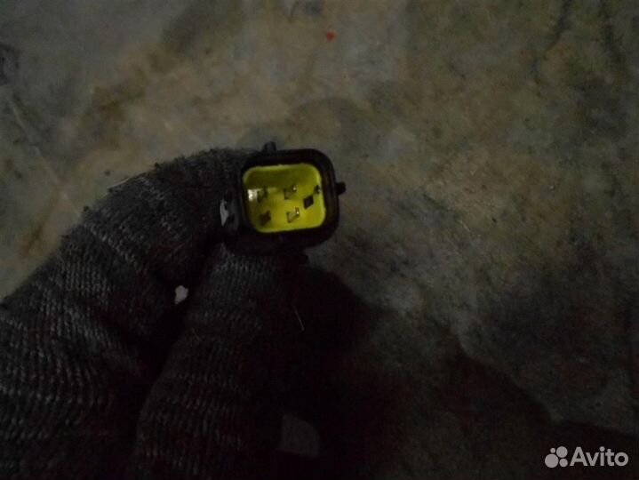 Датчик парковки от Hyundai Santa Fe (CM) 2005-2012