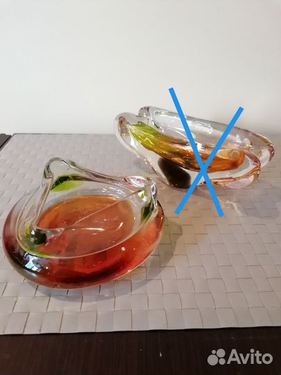 Пепельница из чешского цветного стекла б/у