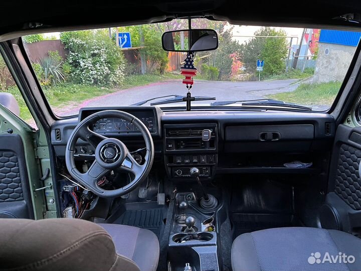 LADA 4x4 (Нива) 1.7 МТ, 2006, 200 000 км