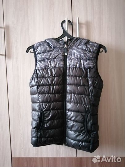 Жилетка женская