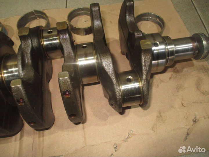 Коленвал Mitsubishi Galant 9