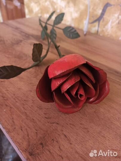 Кованая роза